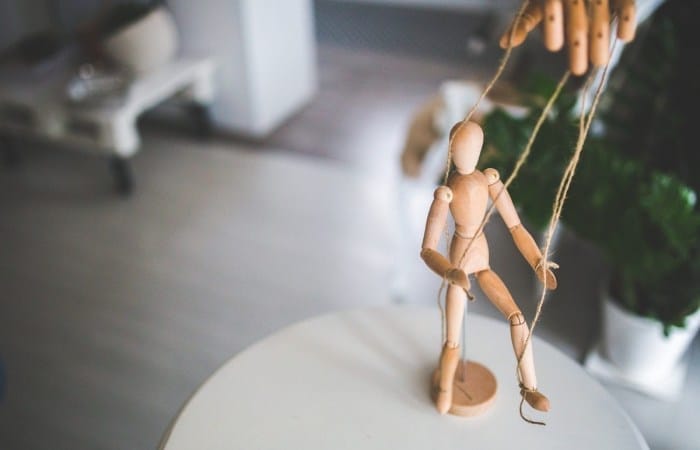 Characteristics of people with obedience schema
