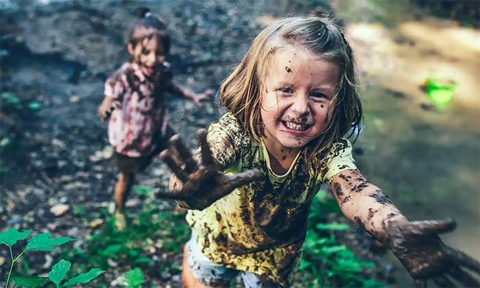 کودکان چگونه با طبیعت پیوند می خورند؟